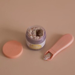 Coffret d'anniversaire Tiny Harlow - pot, cuillère et biberon magique